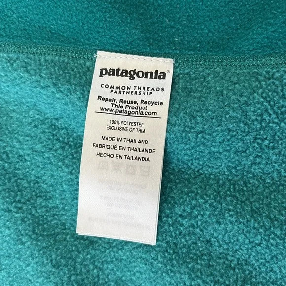 Patagonia | Fleece Zip up Hoodie - Picture 10 of 14